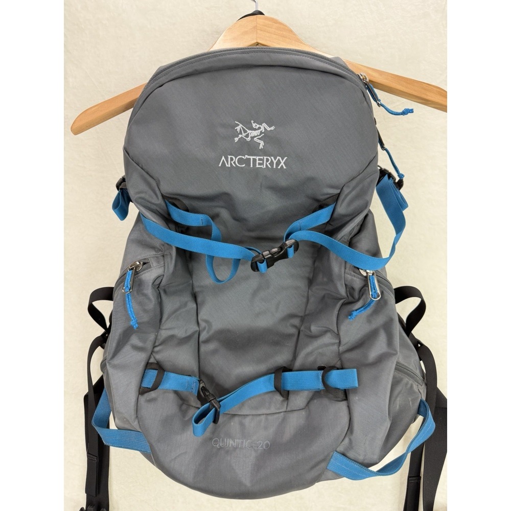 Arc'teryx Backpack Quintic 20L Hiking Outdoors Ski Pockets Straps Gray
